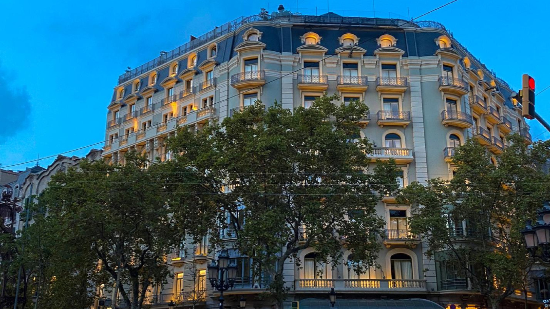 Pourquoi privilégier la réservation d'un hôtel dans le quartier Saint-Lazare ?